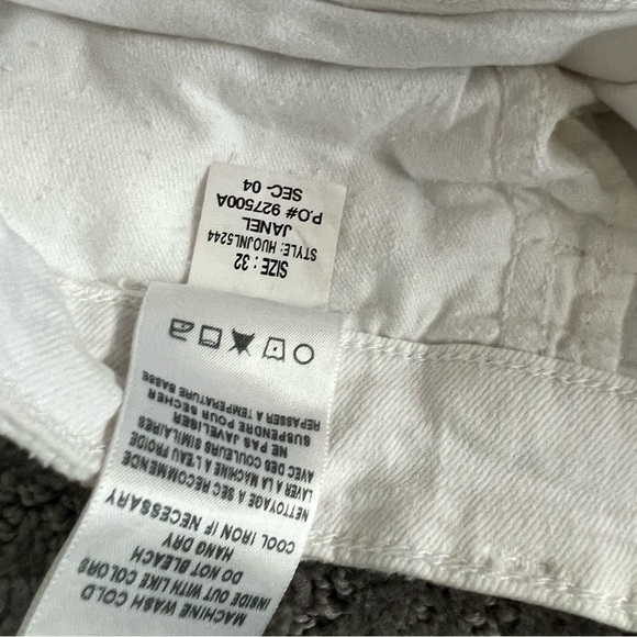 Joe’s Jeans Janel White Straight Leg Distressed Jeans - Picture 6 of 10